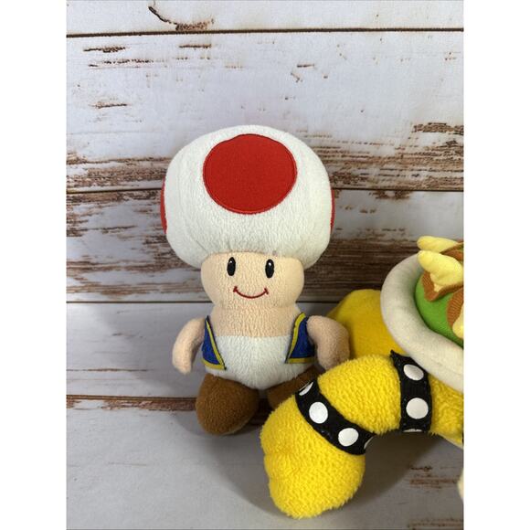 Nintendo, Super Mario Brothers Plush Lot 3 Piece Stuffed Animals Bundle 8” - Picture 2 of 6